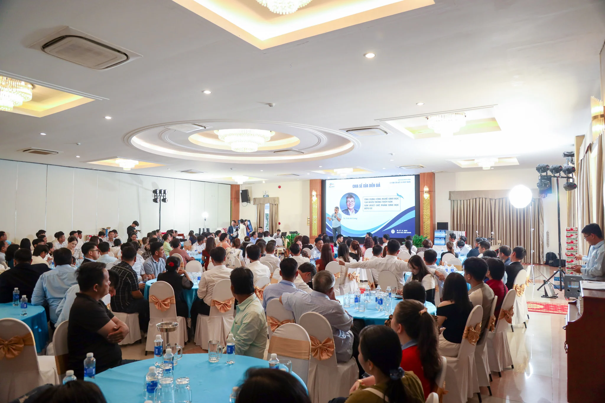 Hội nghị khách hàng Âu Mỹ AEC 2024: 13 năm nâng tầm chất lượng – giữ vững niềm tin